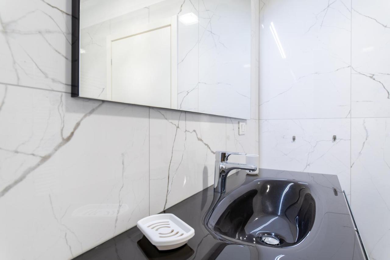 Royal Apartment Turin Extérieur photo